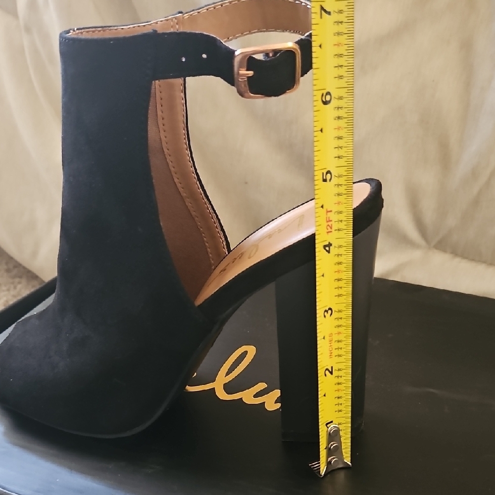 Lulu's Black Peep-Toe Heeled Booties - Picture 7 of 8